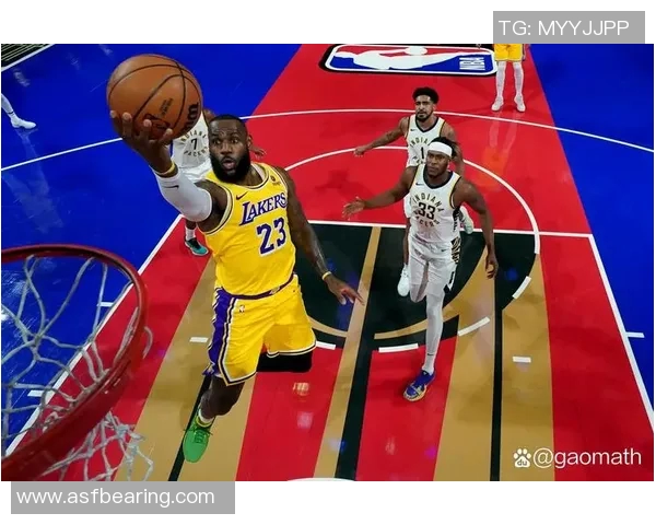 湖人对掘金G4比赛中戴维斯表现出色助球队争取胜利