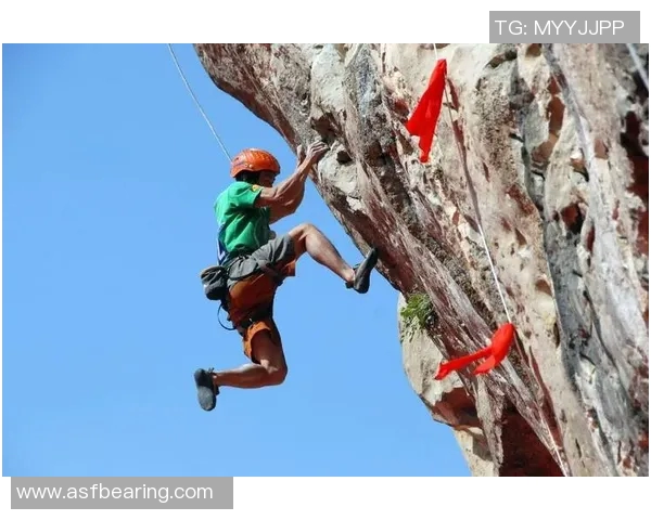 广州攀岩队战术揭秘：如何在高峰挑战中取得胜利