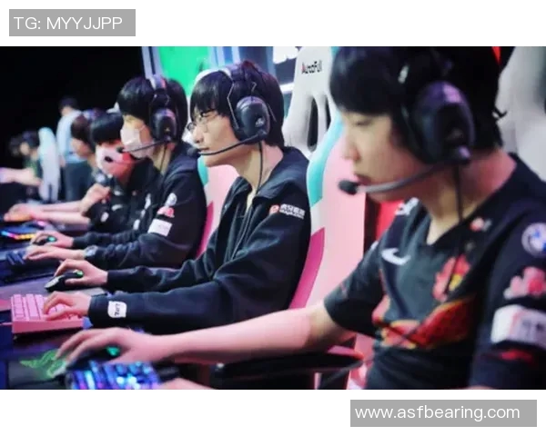 FPX战队在王者荣耀赛场上的经验革新与战术演变探讨 FPX战队在王者荣耀赛场上的经验革新与战术演变探讨