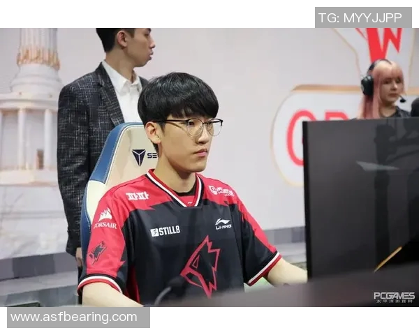 深入分析FPX战队的包夹战术及其在比赛中的应用效果