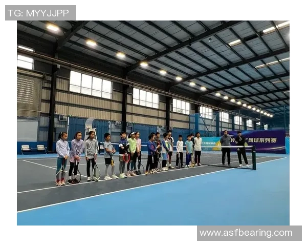 深圳网球队的默契配合与战术分析探讨网球竞技的团队精神与协作技巧